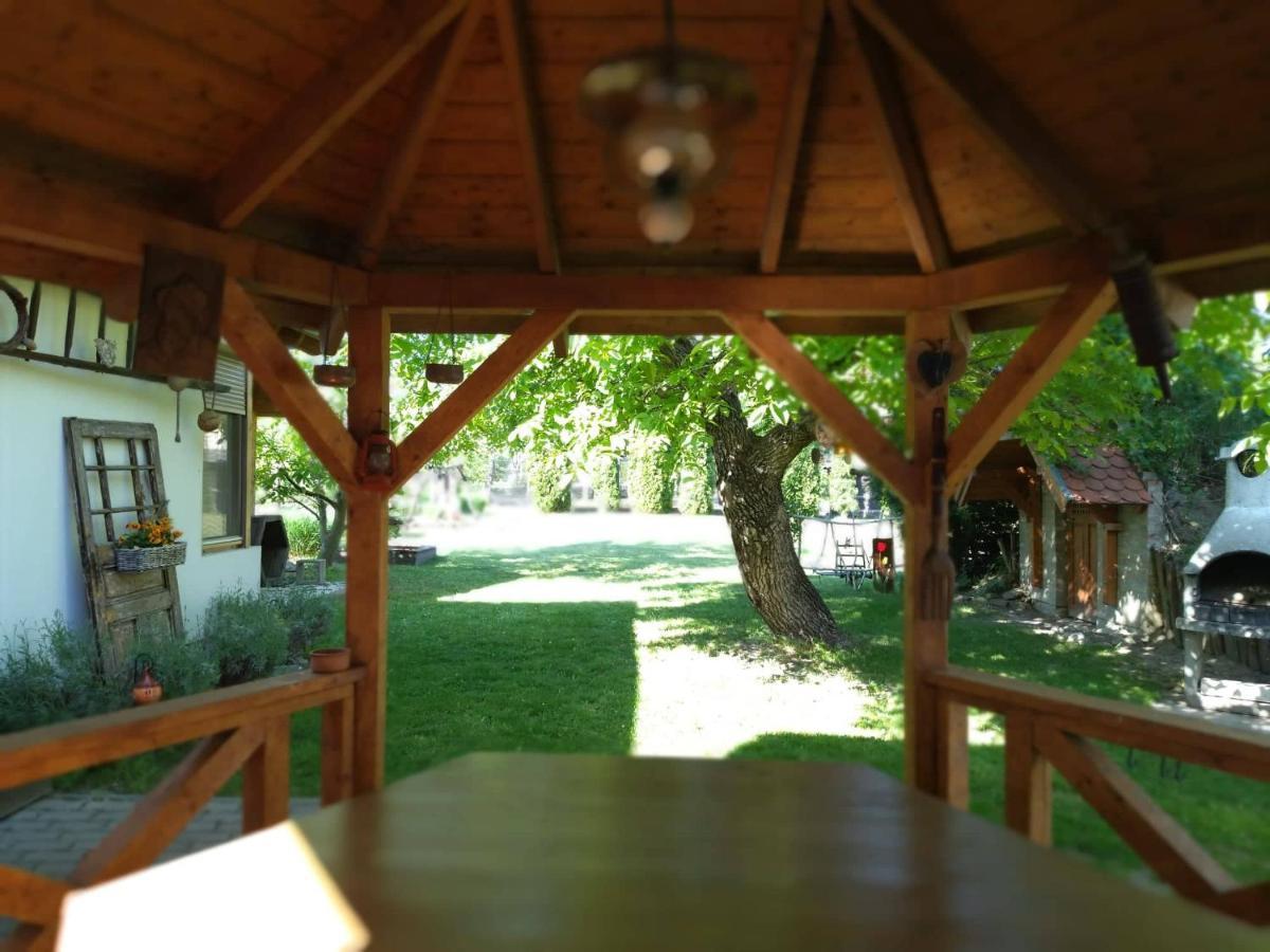 Döre Vendégház Bakonyszentlaszlo Exterior foto