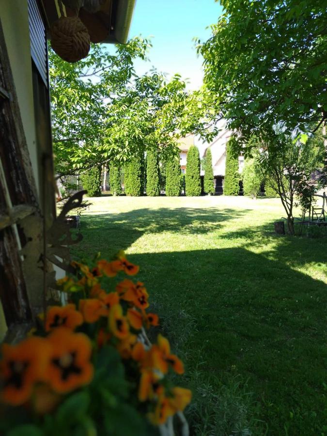 Döre Vendégház Bakonyszentlaszlo Exterior foto