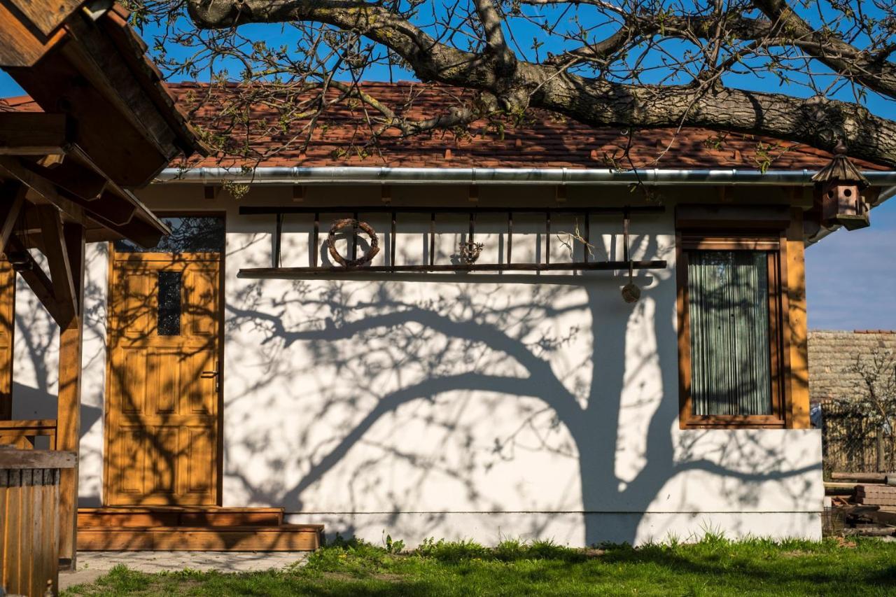 Döre Vendégház Bakonyszentlaszlo Exterior foto